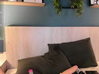 BELLASAENZZ nude Live Sex Chat Show