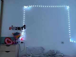 GiannaHernandez nude Live Sex Chat Show