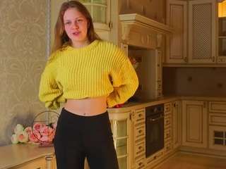 AvrilCiesluk nude Live Sex Chat Show