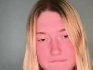 Leia Carter nude Live Sex Chat Show
