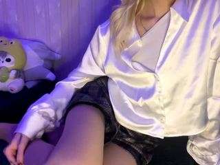 CarmonThum nude Live Sex Chat Show