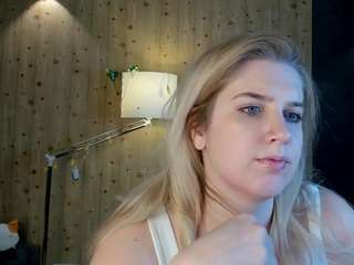 LunasShine nude Live Sex Chat Show