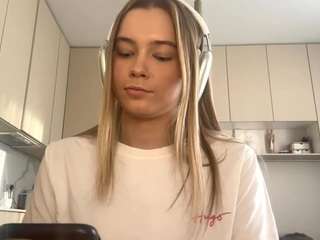 AsleyKeady nude Live Sex Chat Show