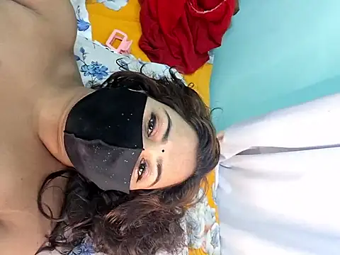 Bristy- naked strip on cam for live sex video chat