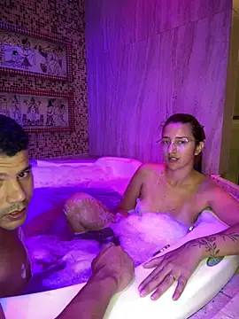 CasalKsexxy naked strip on cam for live sex video chat