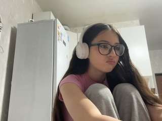 CherrieWarring nude Live Sex Chat Show