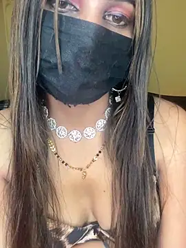 CUTI-NAINA naked strip on cam for live sex video chat