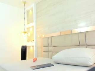 Ely-Brown nude Live Sex Chat Show