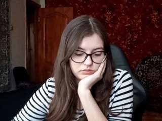 GeorgianneGolian nude Live Sex Chat Show