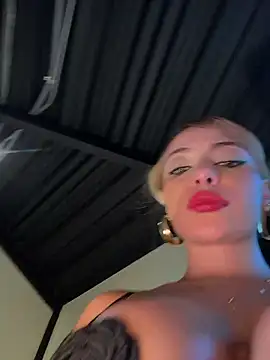 Ginevrafedez naked strip on cam for live sex video chat