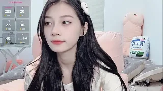 lris-Beauty naked strip on cam for live sex video chat