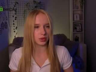 maya-crystal1 nude Live Sex Chat Show