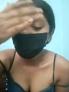 Sweety_Live_ naked strip on cam for live sex video chat