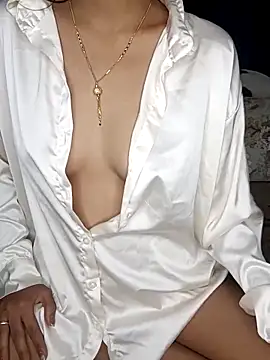 TrendyTales_ naked strip on cam for live sex video chat