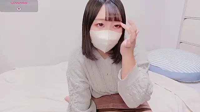 -YuYuYuNon- naked strip on cam for live sex video chat