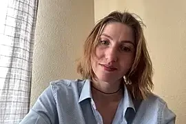 _Crystal_2 naked strip on cam for live sex video chat
