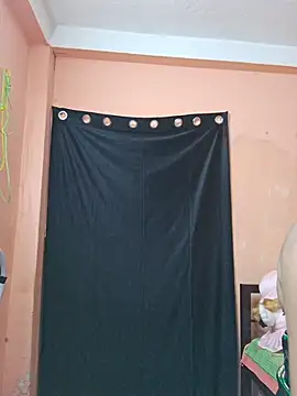 hot_cum-sweety naked strip on cam for live sex video chat