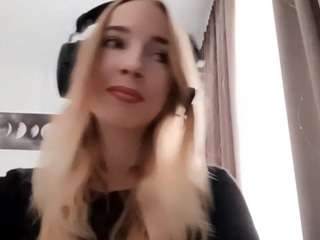 SeraSantoro nude Live Sex Chat Show