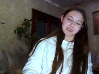 Yuni nude Live Sex Chat Show
