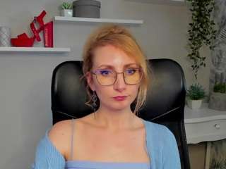 CinderellaMoon nude Live Sex Chat Show