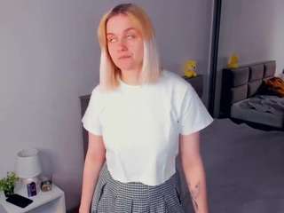 Cornelia nude Live Sex Chat Show