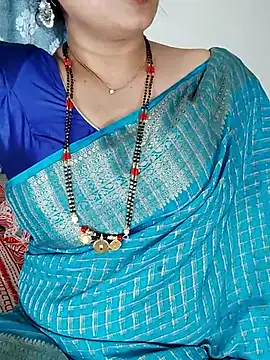 Hot_Sexy_Niharika naked strip on cam for live sex video chat