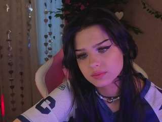 Leslie-Wholshh nude Live Sex Chat Show