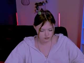 lola-moans nude Live Sex Chat Show