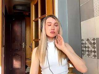 MartinaYamnitz nude Live Sex Chat Show