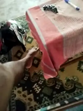 Sweetfuck2002 naked strip on cam for live sex video chat