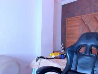 Venus-Coleman nude Live Sex Chat Show