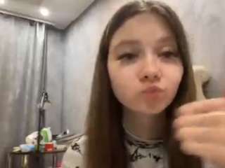 AlfrediaCeronsky nude Live Sex Chat Show