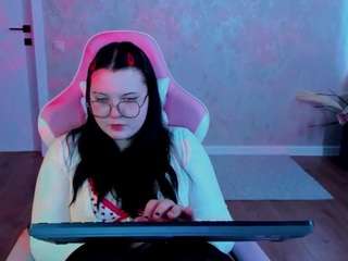 kira-Gold nude Live Sex Chat Show