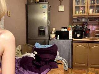 Risa nude Live Sex Chat Show