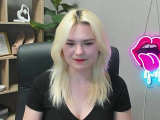 SweetLilyxo nude Live Sex Chat Show