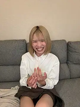 una2001 naked strip on cam for live sex video chat