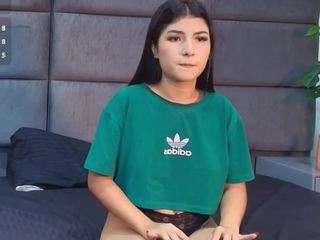 Zoee-8 nude Live Sex Chat Show