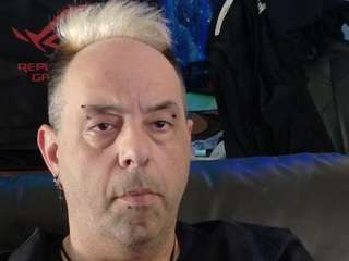 Acnologhia83 nude Live Sex Chat Show