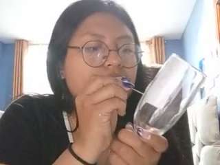 kumy2002 nude Live Sex Chat Show