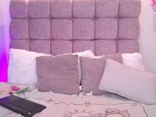 Victoria-Hiills nude Live Sex Chat Show