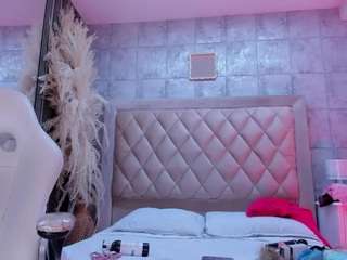 Andrea-Belucci nude Live Sex Chat Show