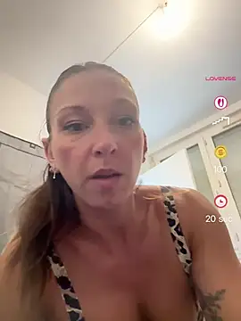 chiara-loveandlife naked strip on cam for live sex video chat