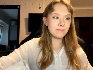 Juliann nude Live Sex Chat Show