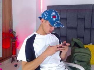 PetterBigcook nude Live Sex Chat Show