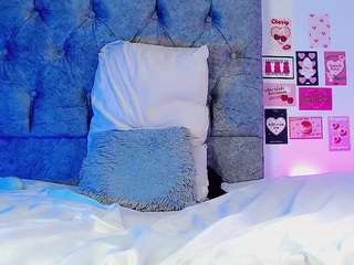 Queen23 nude Live Sex Chat Show