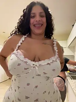 Shurabig naked strip on cam for live sex video chat