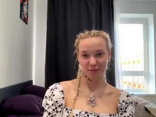VelmaHeidenescher nude Live Sex Chat Show