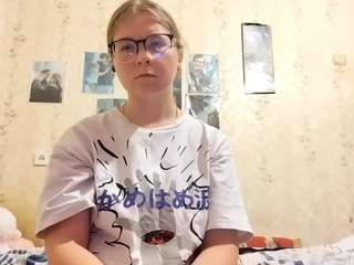 AdrieneFrock nude Live Sex Chat Show