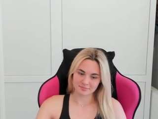 HazelLoveee nude Live Sex Chat Show