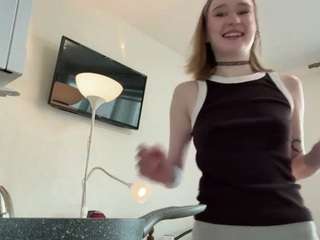 LeonaGoldermann nude Live Sex Chat Show